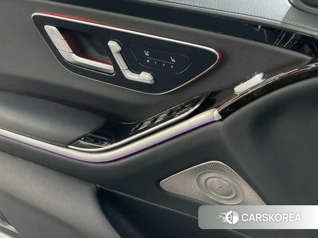 Mercedes-Benz S-class id 4290411 из Китая 21