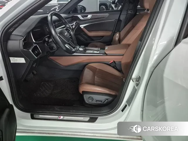 Audi A6 (C8) id 3514422 из Кореи 7