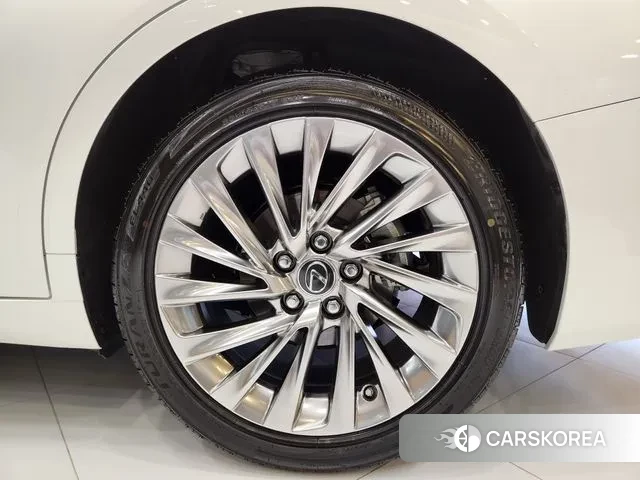 Lexus ES300h 7th generation id 3732085 из Кореи 11