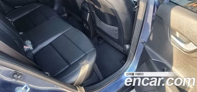 Kia Stonic id 2951537 из Кореи 16