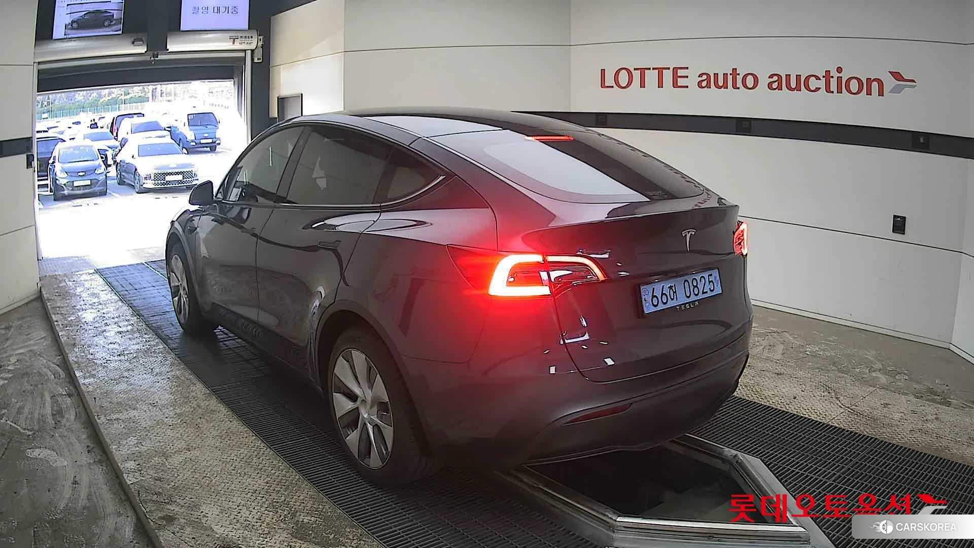 Tesla Model Y RWD id 3882118 из Кореи 33