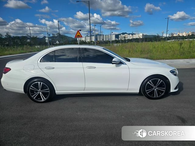Mercedes-Benz E-Class W213 id 4775495 из Кореи 16