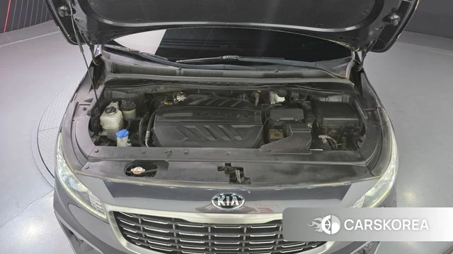 Kia The New Carnival id 4568516 из Кореи 16