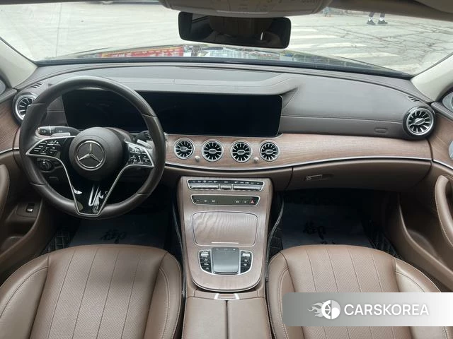 Mercedes-Benz E-class 2022 Черный из Китая, фото 6