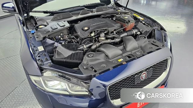 Jaguar All New XJ id 3861536 из Кореи 16