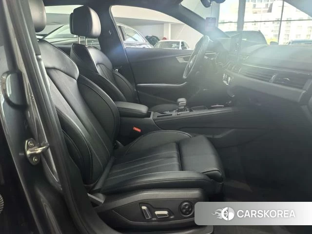 Audi A4L id 3939532 из Китая 15