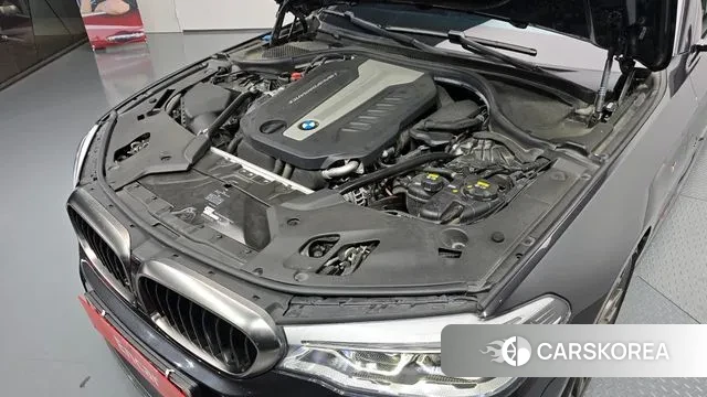 BMW 5 Series (G30) id 3265087 из Кореи 16