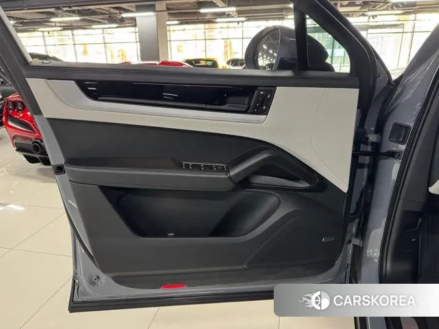 Porsche Cayenne (PO536) id 3599854 из Кореи 13