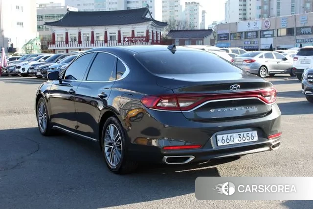 Hyundai Grandeur IG id 3677666 из Кореи 14