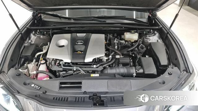 Lexus ES300h 7th generation id 3866032 из Кореи 13