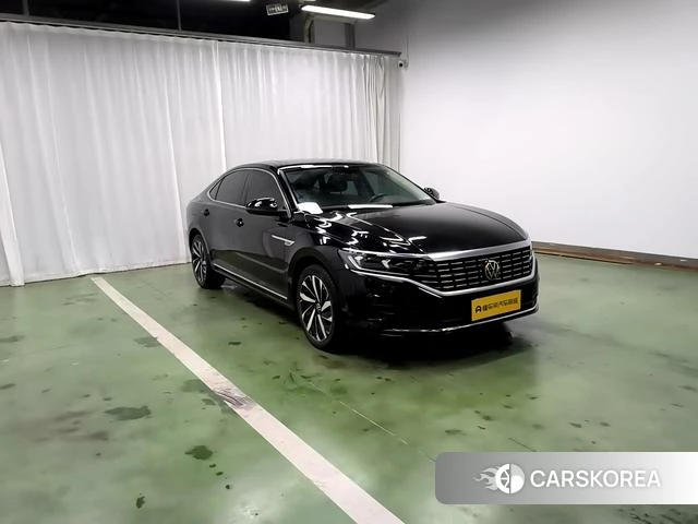 Volkswagen Passat id 4219755 из Китая 16