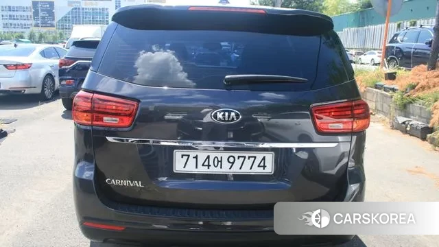 Kia The New Carnival id 3090067 из Кореи 16