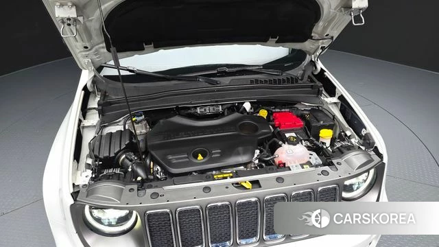 Jeep Renegade id 4746410 из Кореи 16