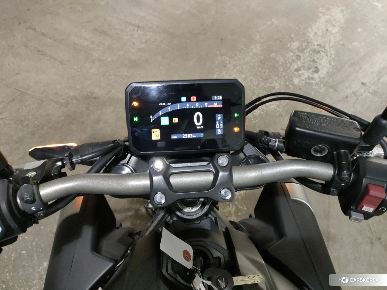 Проданный Honda CB650R E-CLUTCH id 4184684 из Японии, фото 6