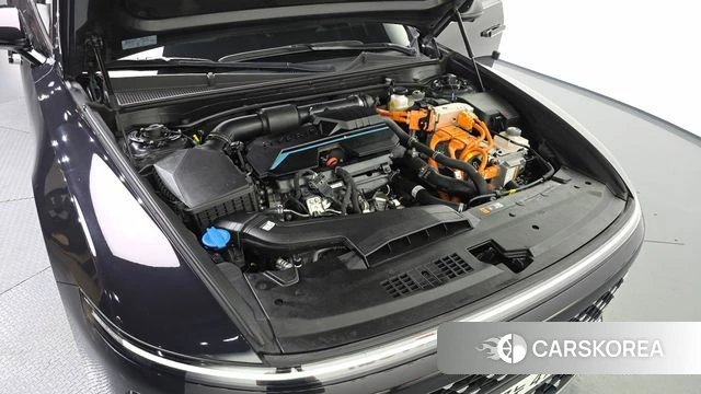 Hyundai Grandeur Hybrid (GN7) id 4696604 из Кореи 32