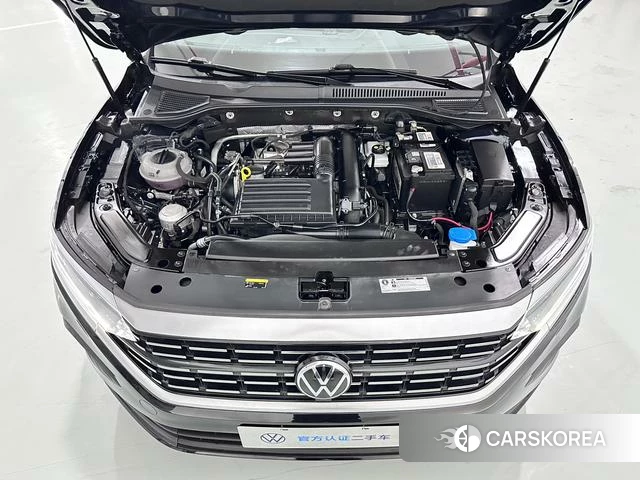 Volkswagen Passat 2025 Черный из Китая, фото 6