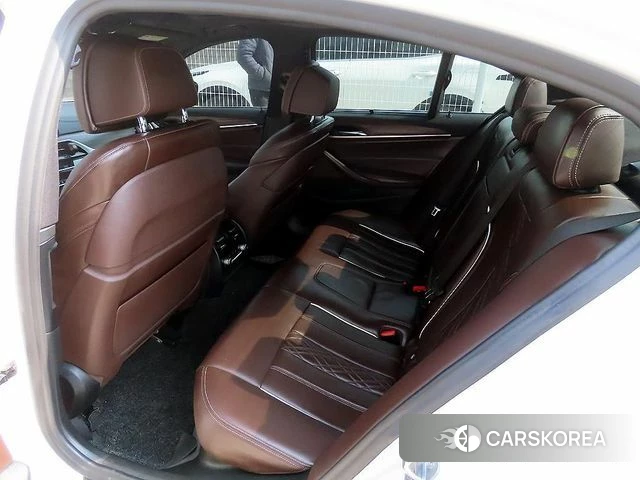 BMW 5 Series (G30) id 3807877 из Кореи 16