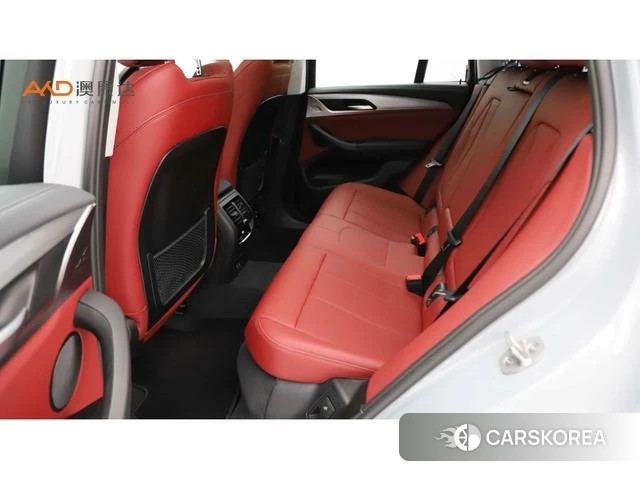 BMW X4 2024 Серебристо-серый из Китая, фото 6