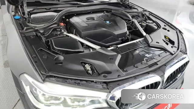 BMW 5 Series (G30) id 2961614 из Кореи 16