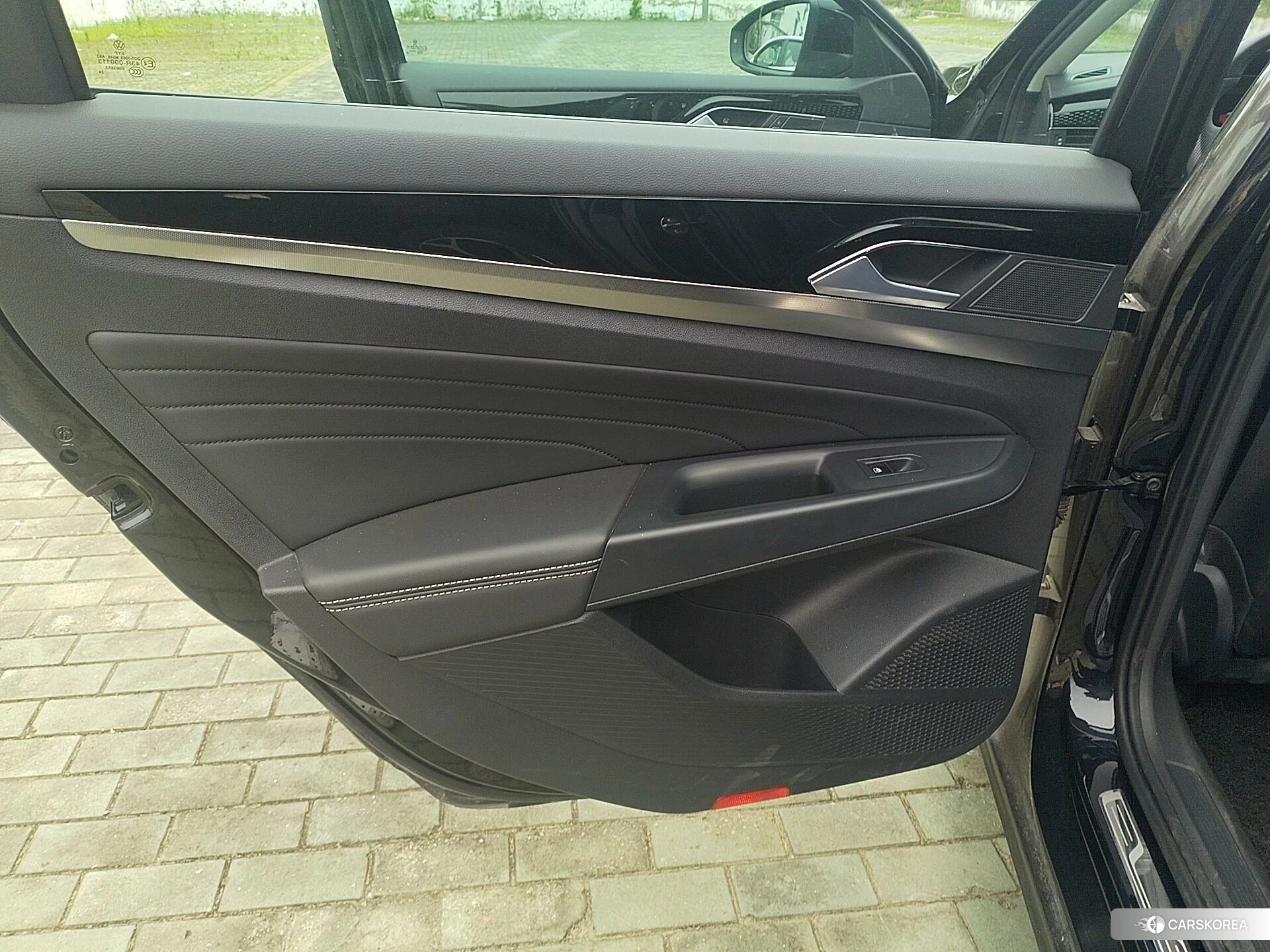 Volkswagen Passat id 4515185 из Китая 17
