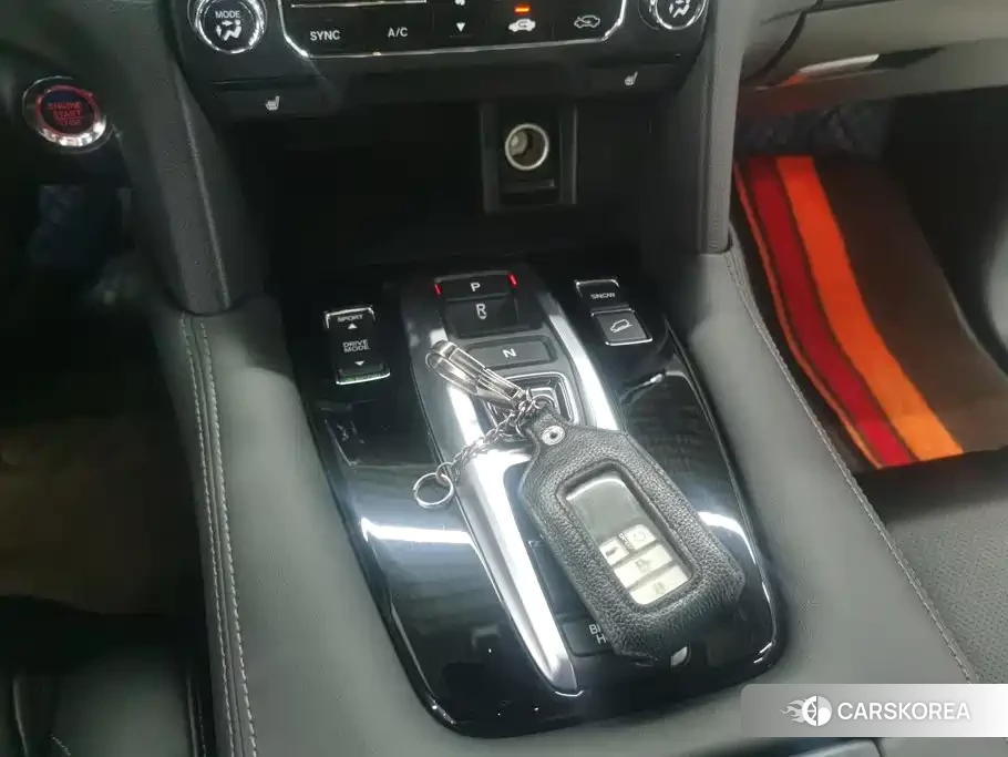 Honda UR-V id 4686142 из Китая 12