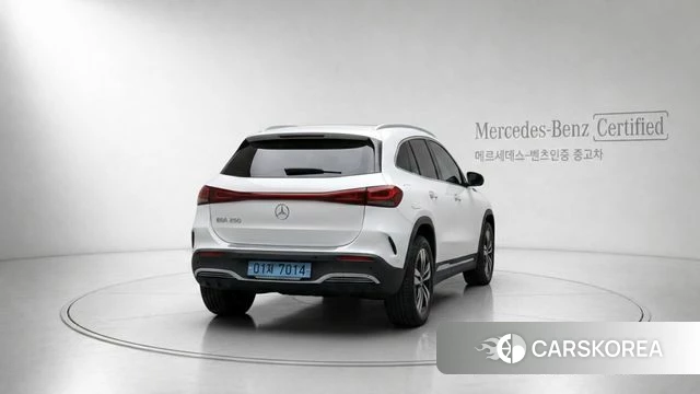 Mercedes-Benz EQA H243 2022 Белый из Кореи, фото 6