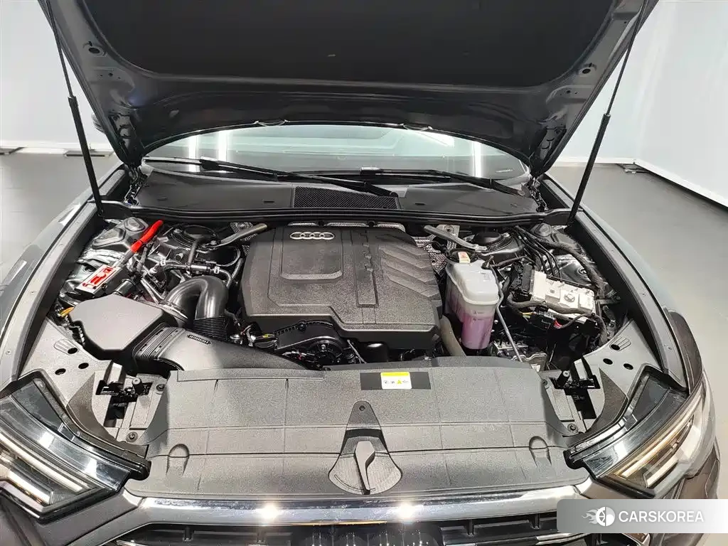 Audi A6L id 4601036 из Китая 25