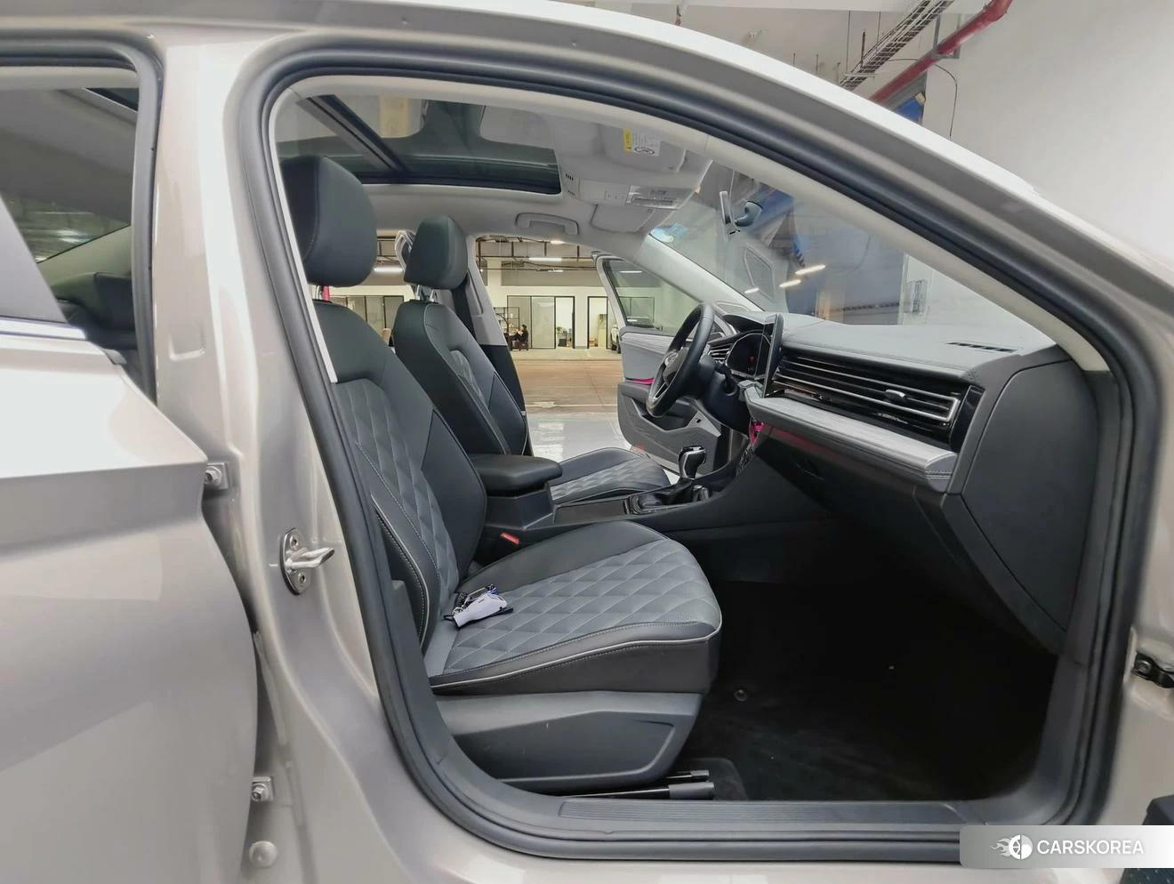 Volkswagen Sagitar id 4504731 из Китая 17