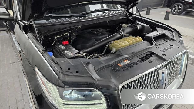 Lincoln Navigator 4th generation id 4624991 из Кореи 16