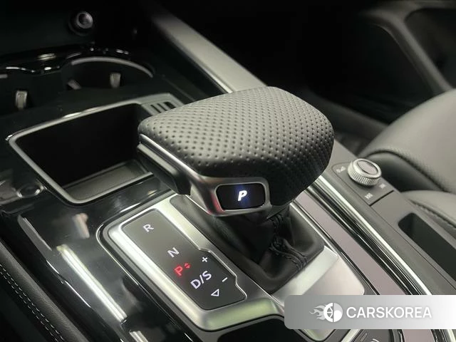 Audi A4L id 4335117 из Китая 17