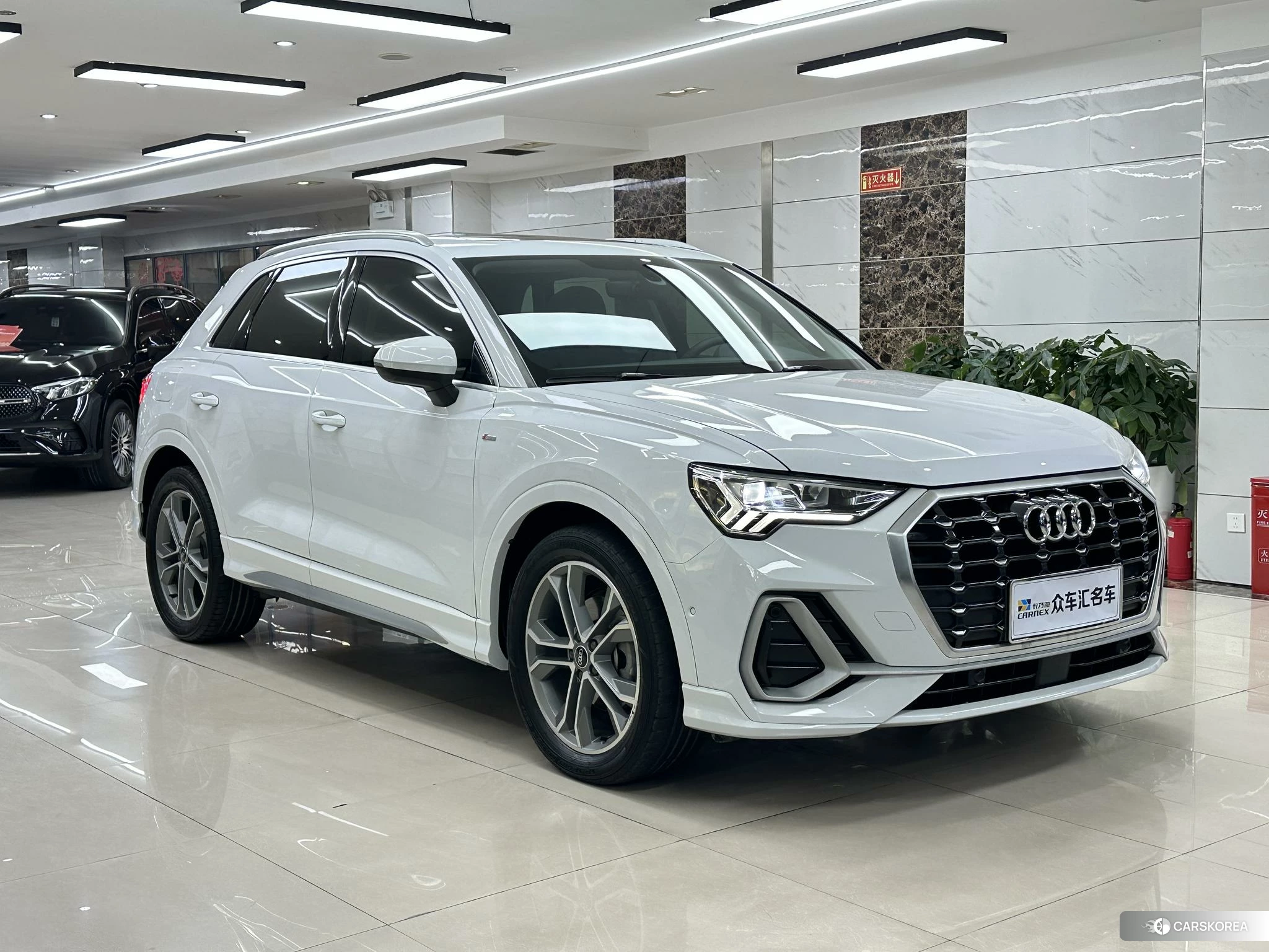 Audi Q3 id 4486227 из Китая 20