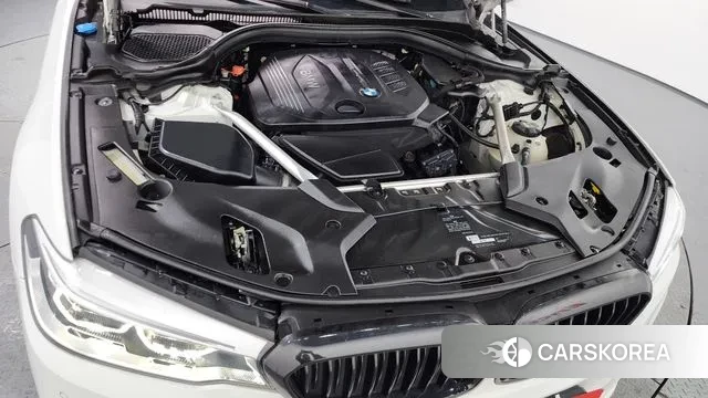 BMW 5 Series (G30) id 3682685 из Кореи 16