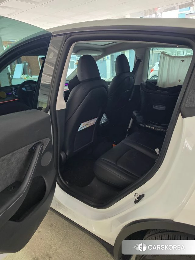 Tesla Model Y 2024 Белый из Кореи, фото 6