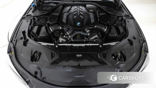BMW 8 Series (G15) id 4590459 из Кореи 16