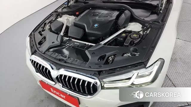 BMW 5 Series (G30) id 3479123 из Кореи 16