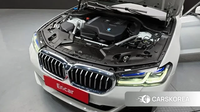 BMW 5 Series (G30) id 3036685 из Кореи 16