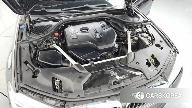 BMW 5 Series (G30) id 4459604 из Кореи 31