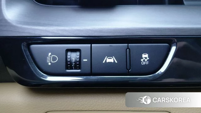 Kia Carnival 4th generation id 4298661 из Кореи 16