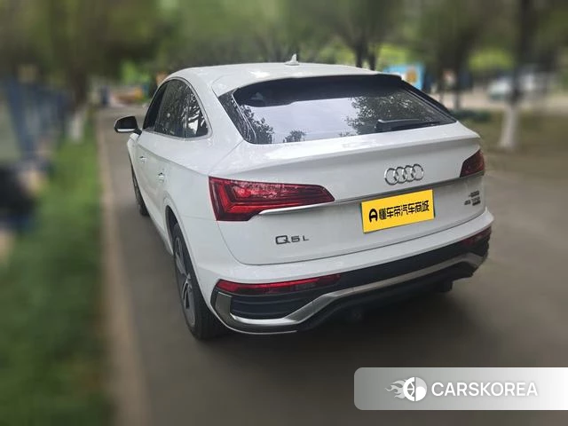 Audi Q5L Sportback 2021 Белый из Китая, фото 6