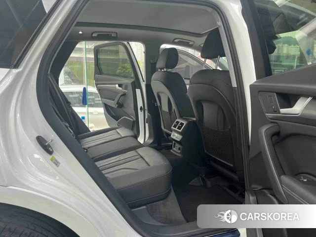 Audi Q5L id 4253324 из Китая 19