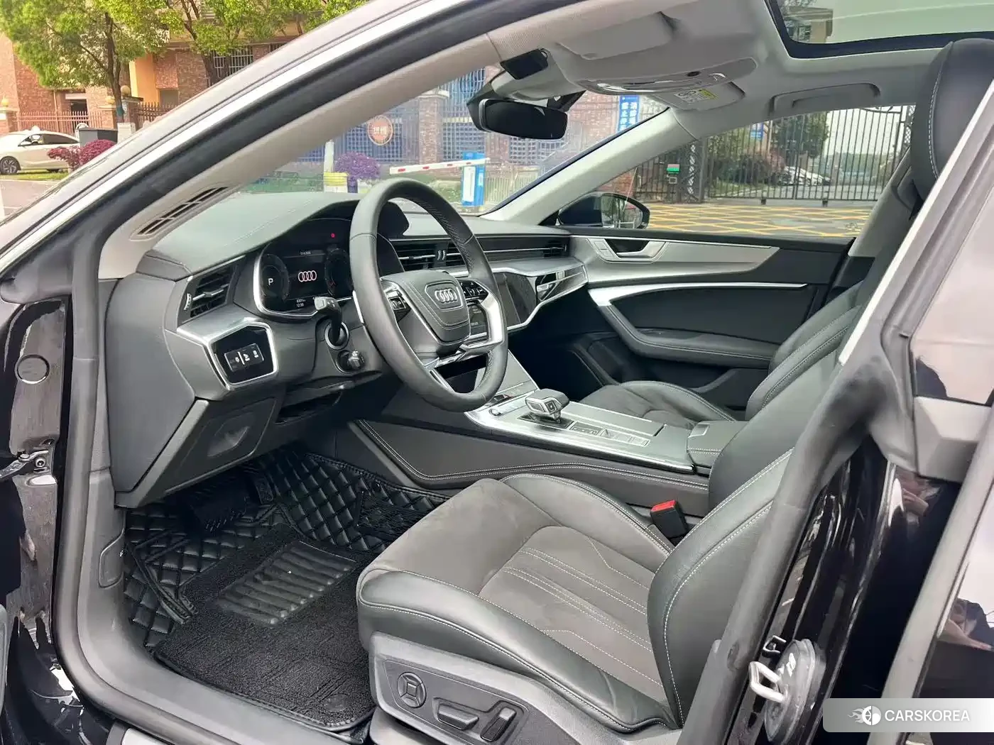 Audi A7L 2025 Черный из Китая, фото 6