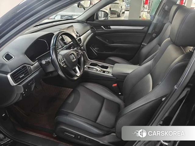 Honda Accord id 4220025 из Китая 8