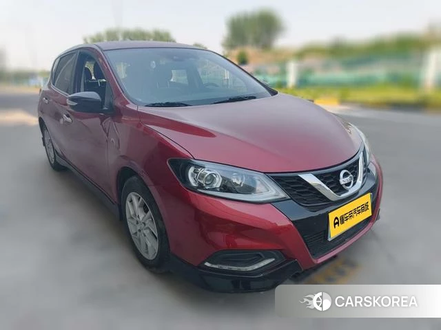Nissan TIIDA 2021 Красный из Китая, фото 6