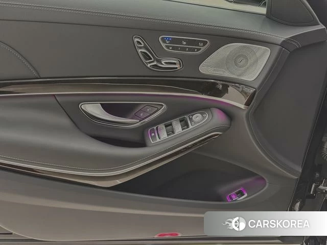 Mercedes-Benz Maybach S-class id 4300175 из Китая 17