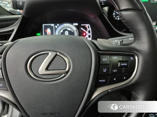 Lexus ES300h 7th generation id 3732352 из Кореи 15