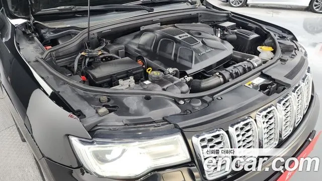 Jeep Grand Cherokee id 2946450 из Кореи 16