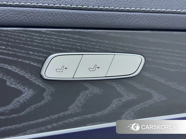 Mercedes-Benz Class C id 4313439 из Китая 12