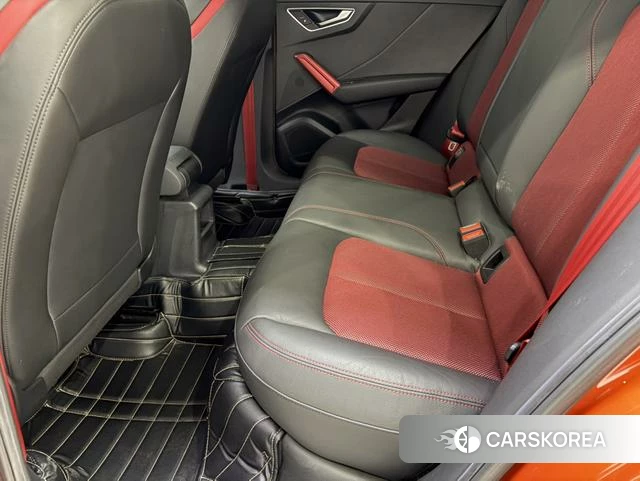 Audi Q2L id 4215216 из Китая 16