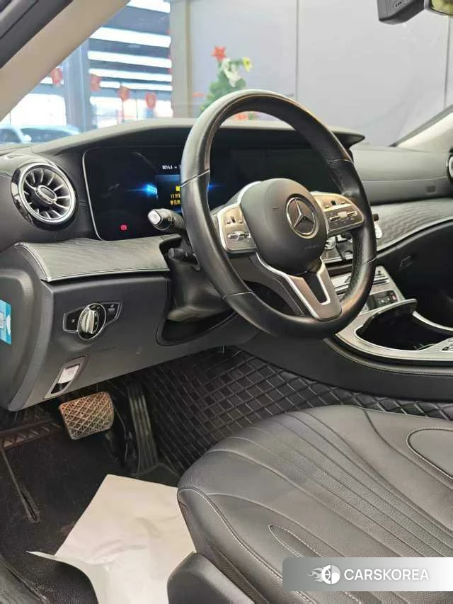 Mercedes-Benz CLS 2021 Белый из Китая, фото 6