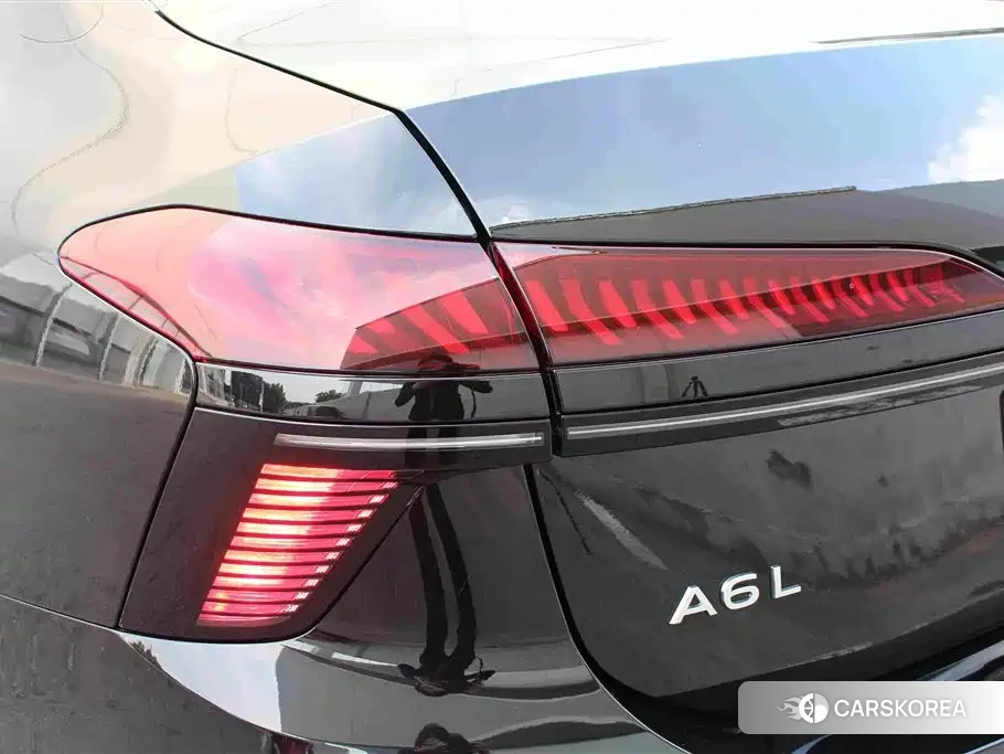 Audi A6L id 4601138 из Китая 19